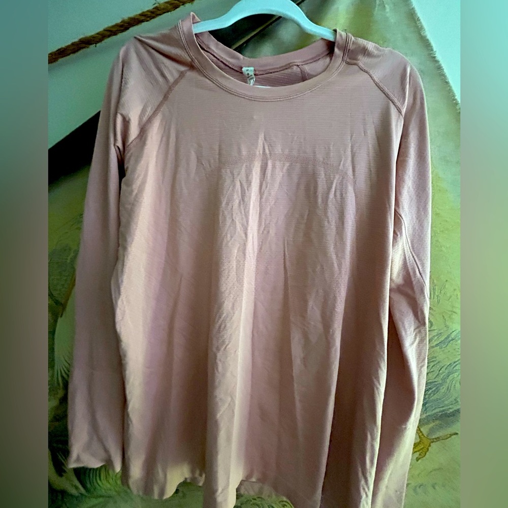 Lululemon long Sleeve Swiftly Tech Tee SZ 14